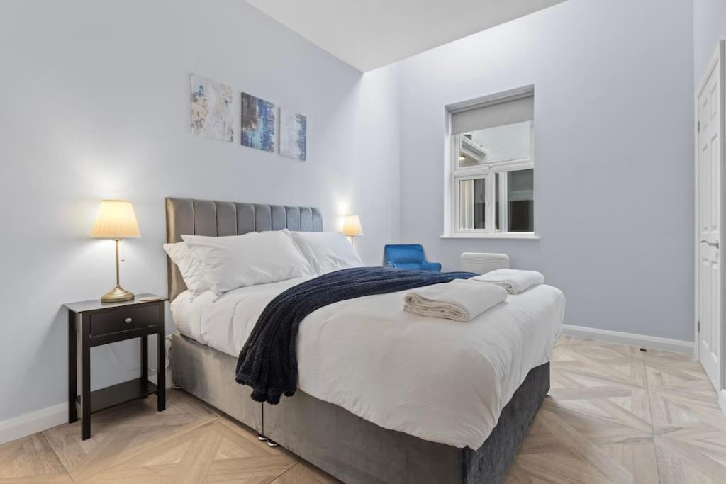 Modern Apartment Off-Road Parking-Twin Room Suite 4 Nottingham Zewnętrze zdjęcie